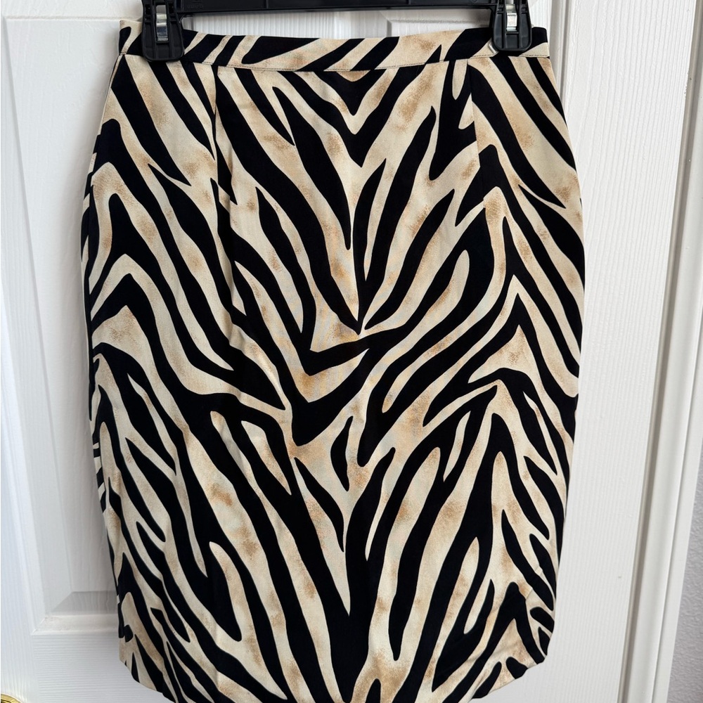 Elegant Zebra Pattern Pencil Skirt